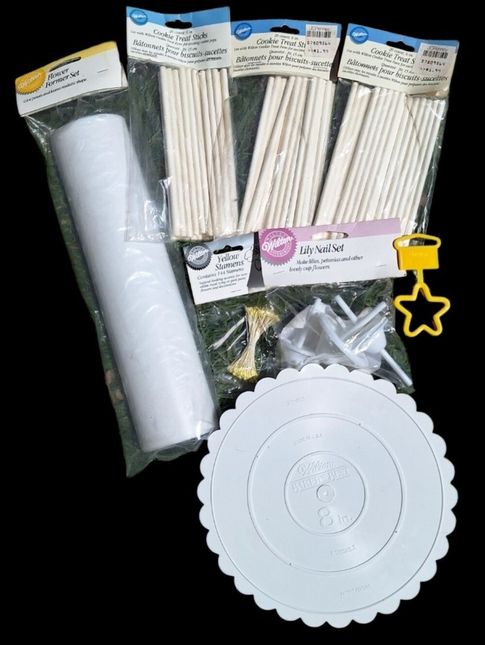 Vintage Wilton Cookie Sticks/white plastic cake dowel rods/cake Separator/star